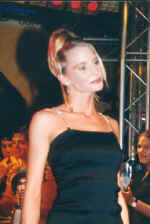 miss-of-2001_043.jpg (15923 Byte)