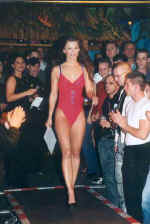 miss-of-2001_063.jpg (19498 Byte)