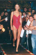 miss-of-2001_070.jpg (18924 Byte)