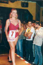 miss-of-2001_075.jpg (19258 Byte)