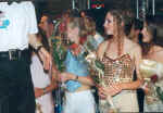 miss-of-2001_129.jpg (23020 Byte)